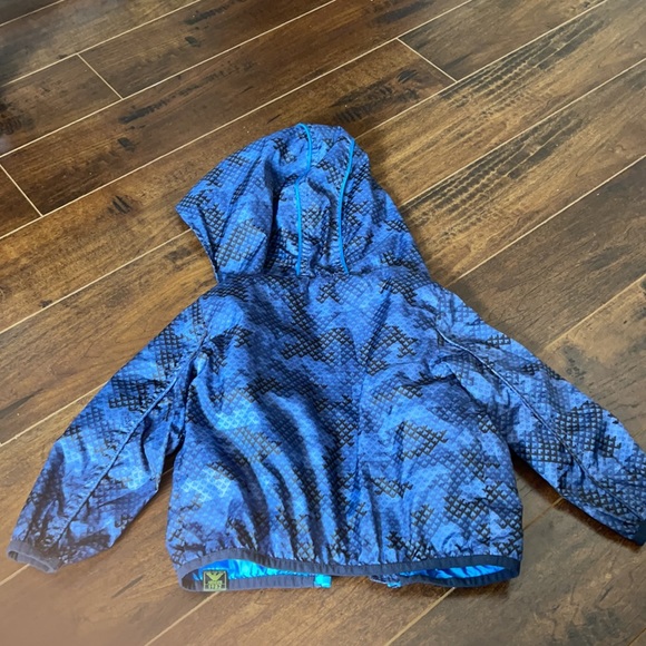 Armani Light jacket with a hood - Picture 5 of 5